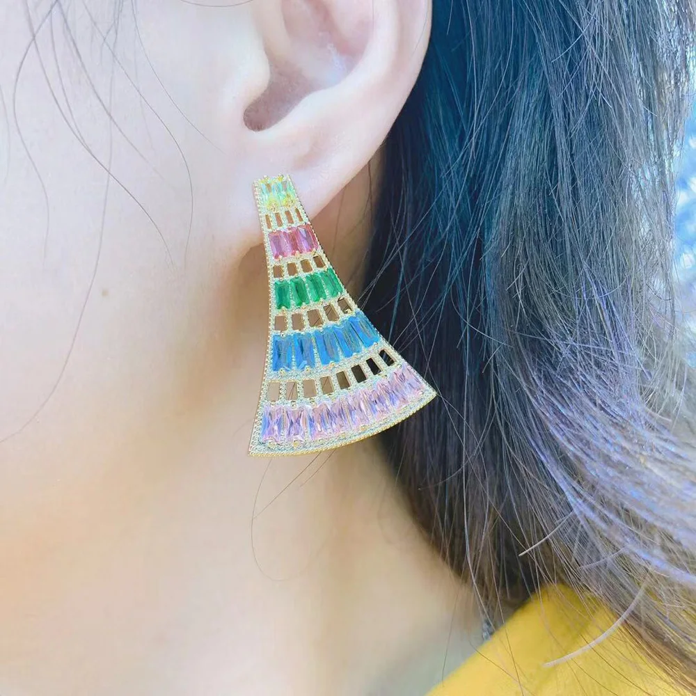 Модные женские серьги-гвоздики с фианитом в форме веера hibrid ювелирные изделия