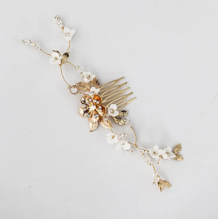 Нежный фарфор цветок свадебные волосы гребень Шпильки Золотой лист женский