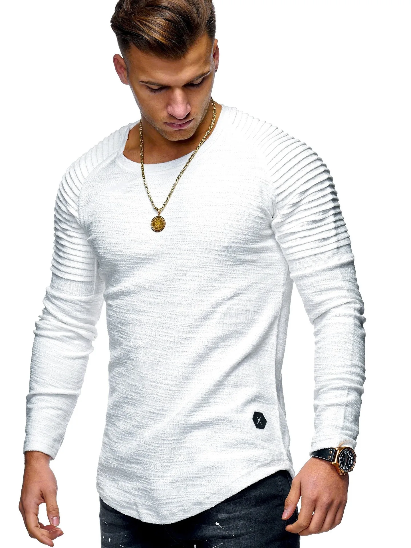 

2021 spring and autumn new men's round neck slim long sleeve T-shirt stripe pleated raglan sleeves