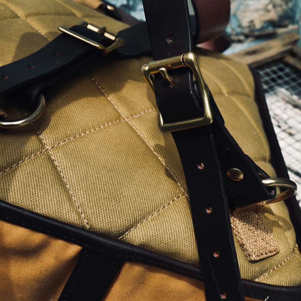 CD70017 Red Tornado Size 34x27x14cm Super Quality Genuine Italian Cowhide & 15oz Wax Water Proof Canvas YKK Zipper Vintage Bag