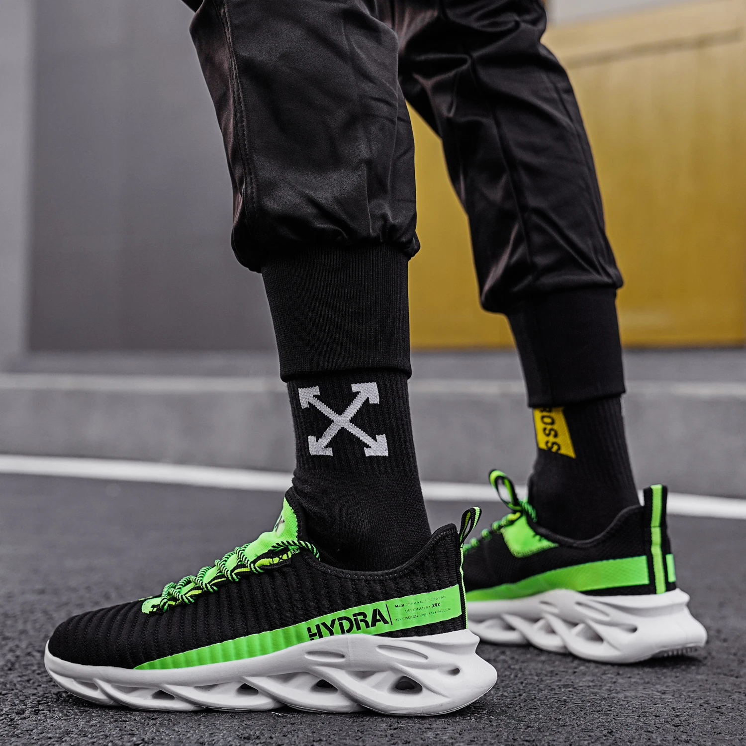 Кроссовки женские для влюбленных модная Повседневная дышащая обувь плоская