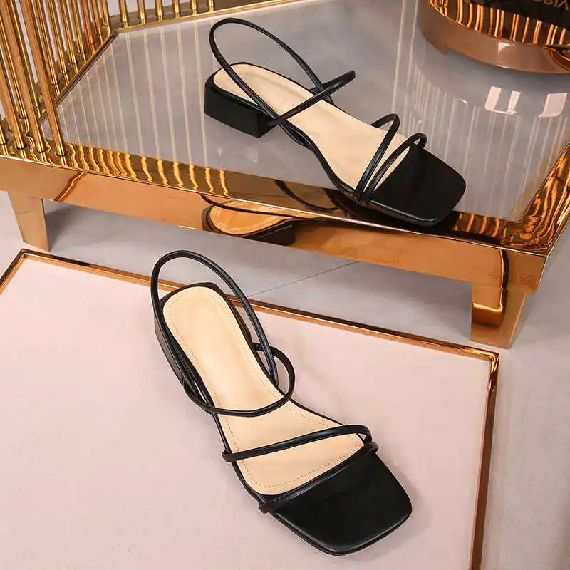 

2021 summer new sandals low heel for women's summer large 41-43 thick heel versatile small 32