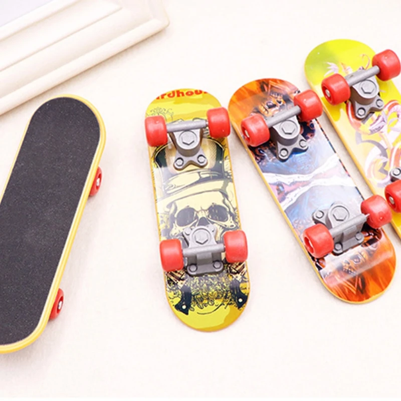 

14cm Big Fingerboard Oversize Funny Toy Doll Accessories Kids Toy