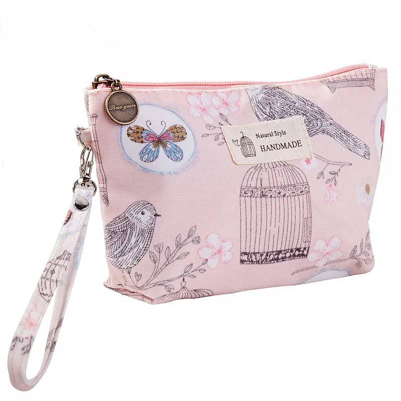 

Roomy Cosmetic Bag Fashion Women Makeup Bags Waterproof Cosmetics Bag for Travel Lady Tote Washing Toiletry Pouch Bags