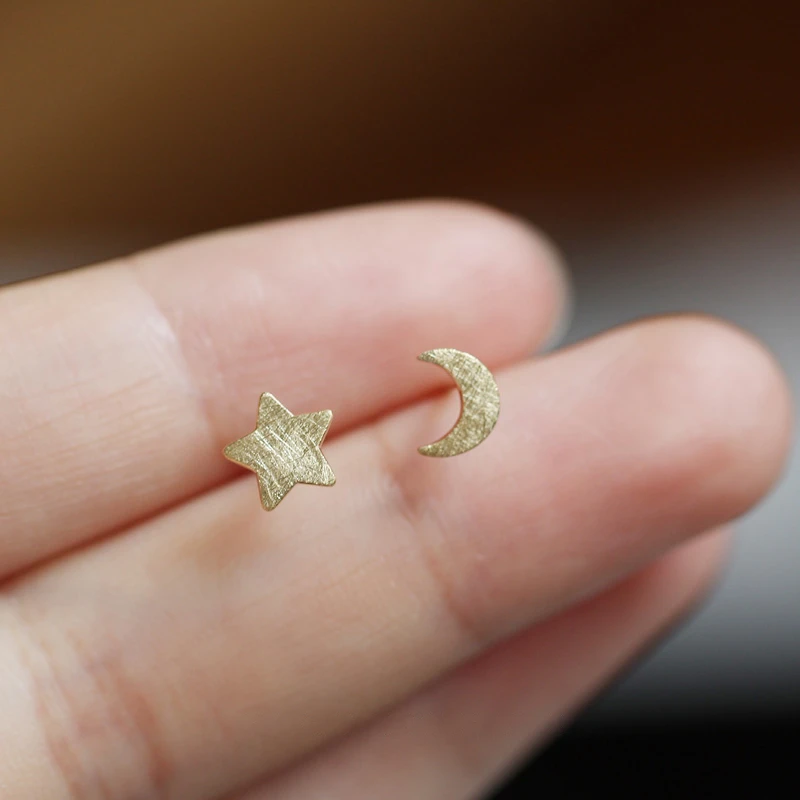 

LUKENI Women's Earrings Boutique 9K Gold Material Stars and Moon Earrings Classic Party Simple Ear Accessories 2020 New Products