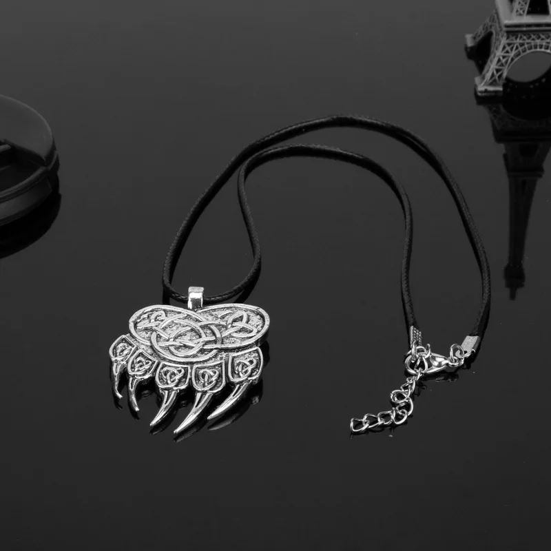 

Viking Wolf Claw Necklace for Women Men Pendant Choker Jewellery Necklaces for Teen Girls