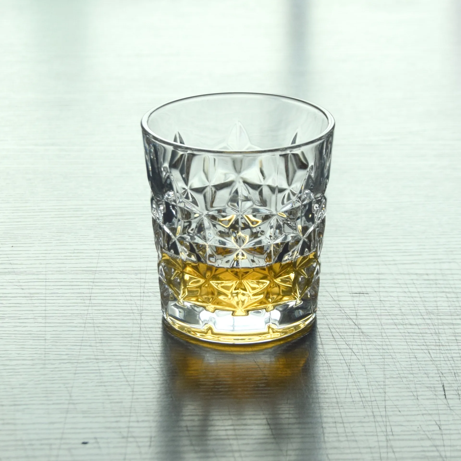 

Set of 2 top quality crystal whiskey wine glass for party club beer drinking glass cups 0901-58