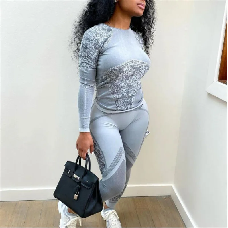 

FUFUCAILLM новый осенний Женский комплект с цветочным принтом Топ с длинным рукавом + повседневные леггинсы женский спортивный тренировочный об...