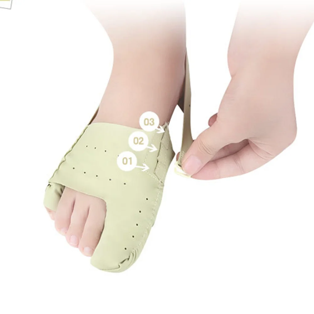 

Pair of Bunion Toe Corrector Big Toe Hallux Valgus Corrector Breathable Thumb Correction Socks Size