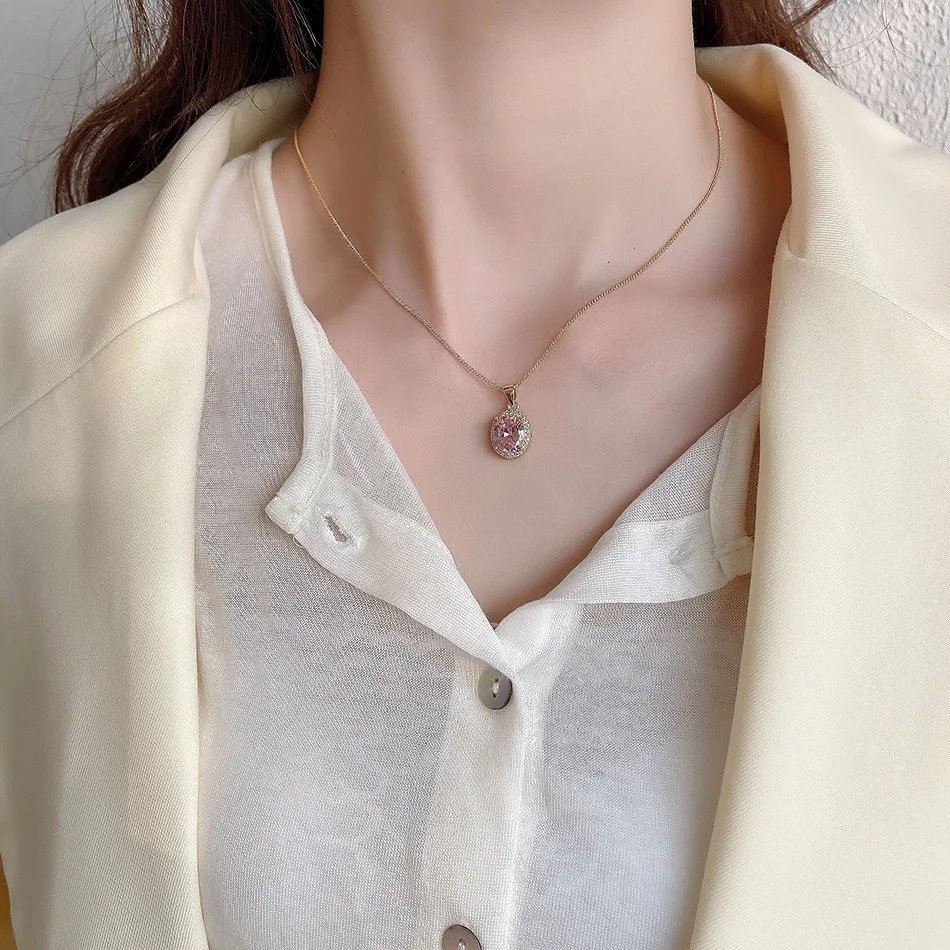 

CHUANGU 925 SterlingSilver Golden Fashion Personality Pink Zircon Clavicle Chain Necklace Pendant Exquisite Necklace For Women