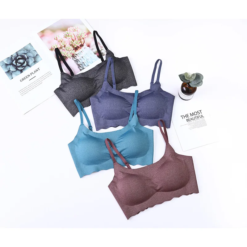 Бюстгальтер женский бесшовный с чашками пуш ап Бралетт без косточек вкладышами