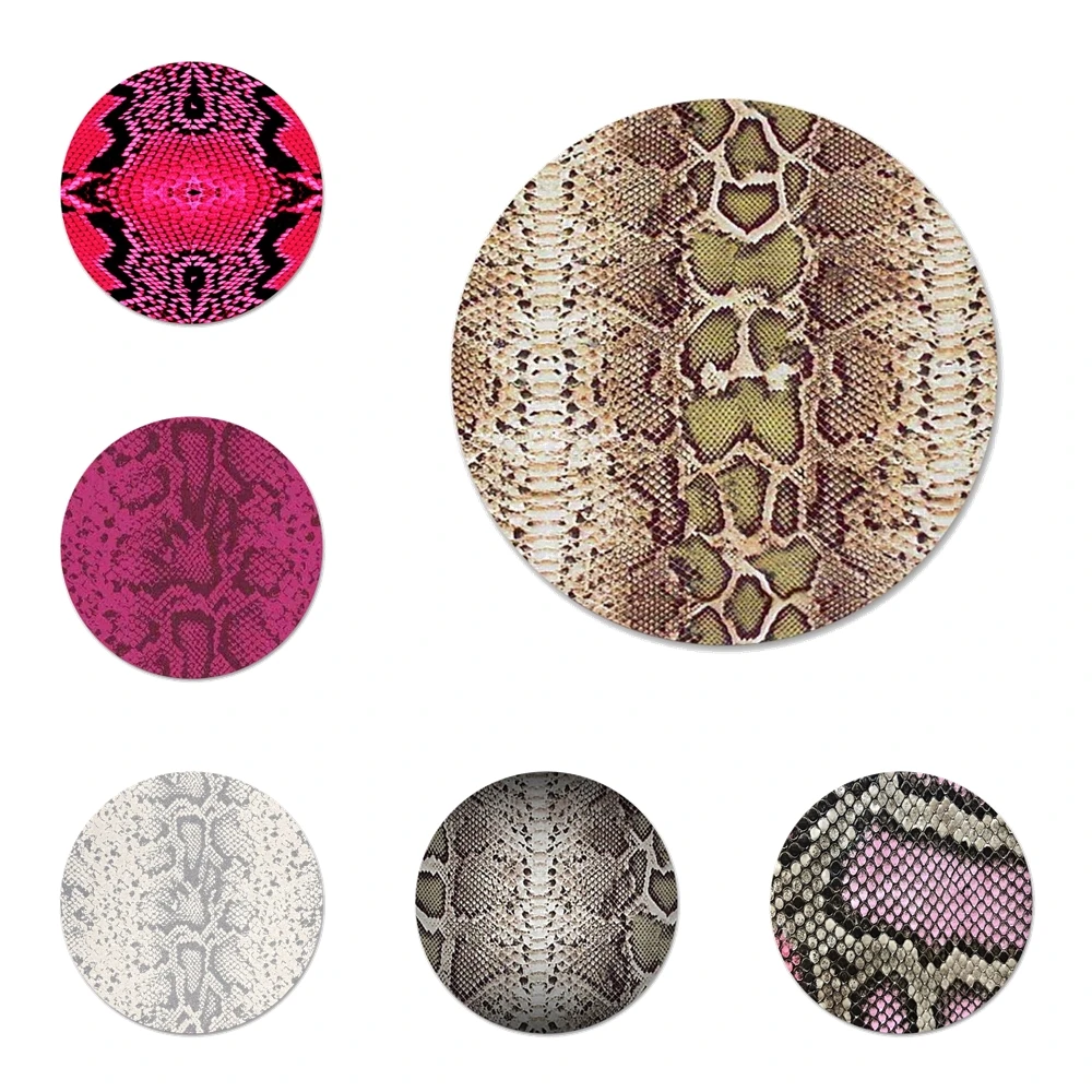 

Эстетические розовые значки со змеиным принтом, значки, металлические значки для телефона диаметром 58 мм