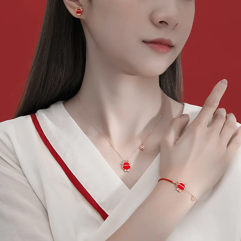 

Original S925 Sterling Silver Cute Cow Temperature Change Color Bracelet Palace Zodiac Natal Year Red String Chinese Style