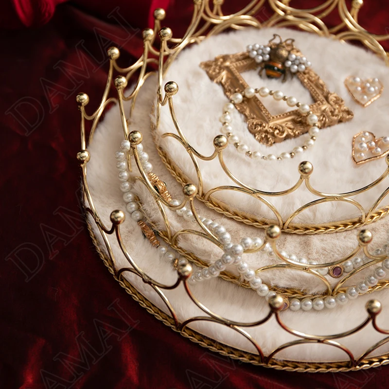 

Metal Crown Storage Trays Hollow Out Decorative Cosmetic Container Dressing Table Jewelry Organizer Home Decoration Ornaments