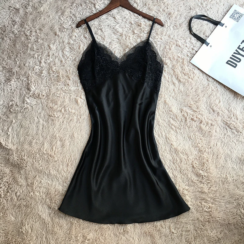 

Black temptation nightdress new European style ladies sexy suspenders bata novia high-end silk V-neck lace lingerie Nightgown