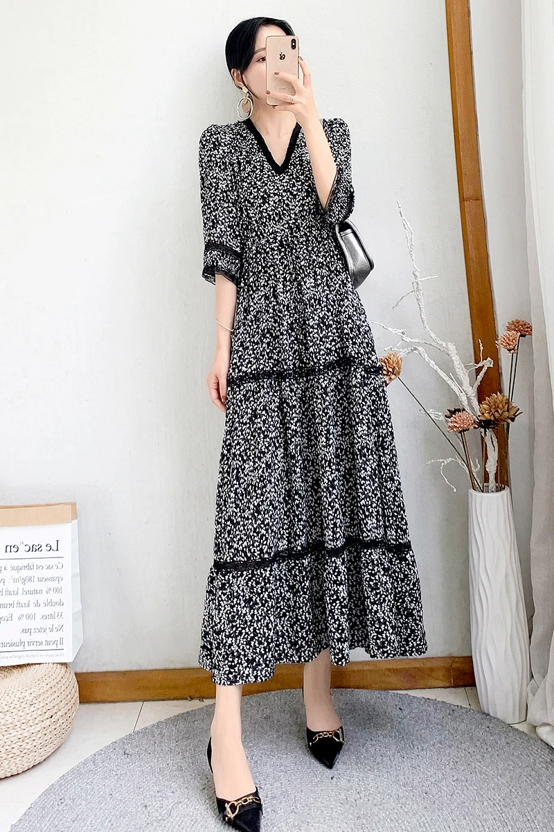 

2021 Women's Summer Black Long Dress V Neck Half Sleeve Chiffon Floral Dress Female High Waist A Line Long Dress
