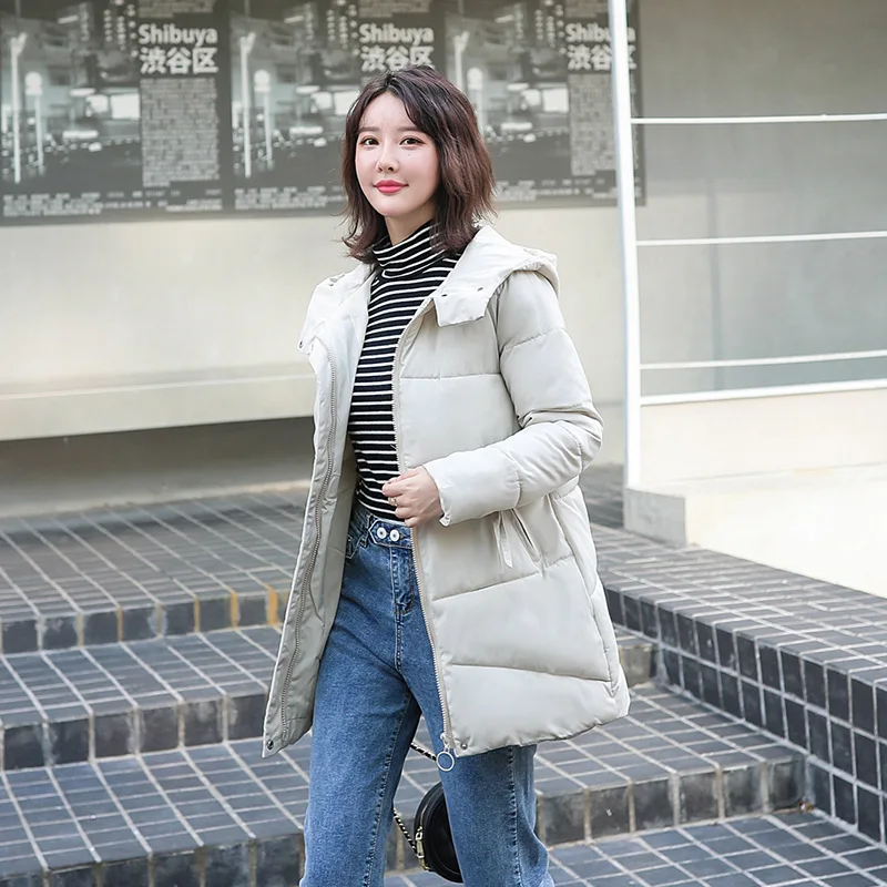 Женское пуховое пальто теплая тонкая куртка с капюшоном однотонная длинная на
