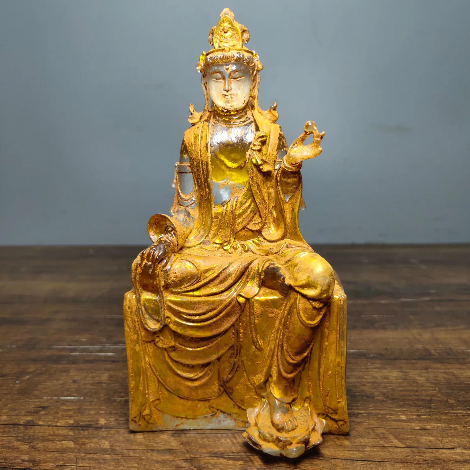 

6"Chinese Folk Collection Old Colored glaze Ancient law Gilt Free Avalokitesvara Guanyin Sitting on the Buddha Terrace Ornaments