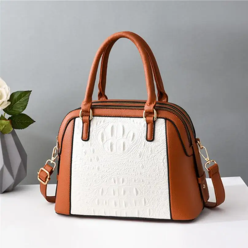 

Trendy Crocodile Pattern Womens Handbag 2022 Casual Shoulder Bag Personality Lady Messenger Bag Designer Luxury Lady Tote Bags