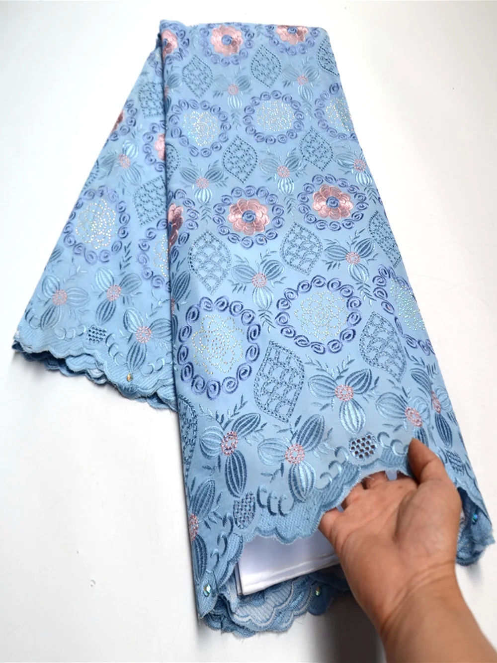 

High Quality Nigerian Cotton Fabrics Embroidery Swiss Voile Lace Latest African 100% Cotton Lace Fabric For Men