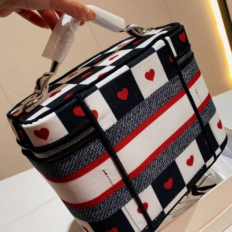 2021 autumn new cosmetic bag handbag woman bag fashion all-match portable cosmetic case 180789