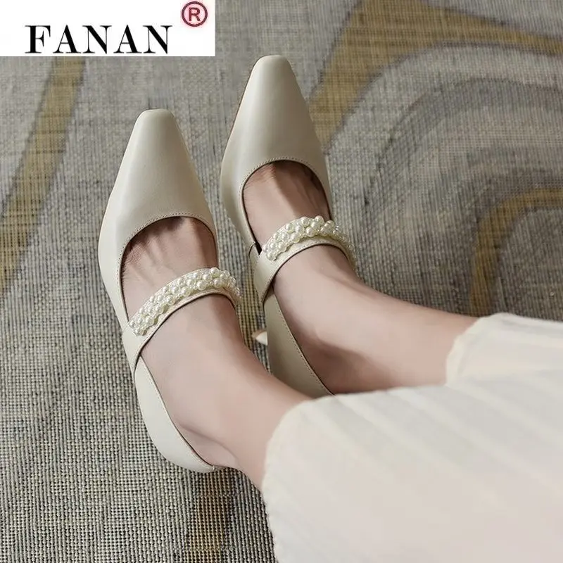 

2021 NEW Retro Mary Janes,Women Pumps,High Heels,Pearls Ankle Strap Leather Shoes,Pointed toe,Female Footware,Black,Beige