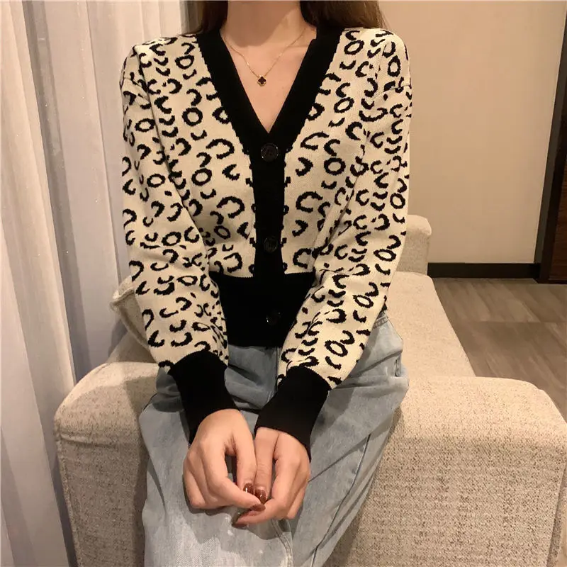 

Spring Autumn Cardigan Women V Neck Long Sleeve Single-breasted New Fashion Korean Style Knitted Sweater Coat Tops Ladies M34