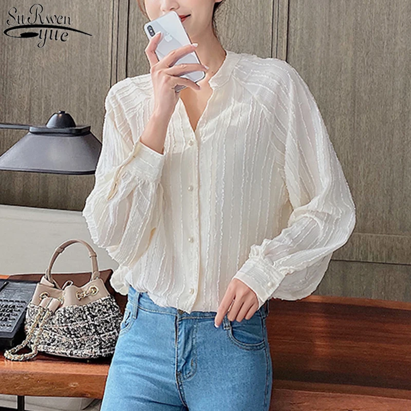 

2021 Autumn New Fashion V-neck Chiffon Shirt Women Plus Size Casual Long Sleeve Cardigan Blouse Women Korean Ladies Tops 10625