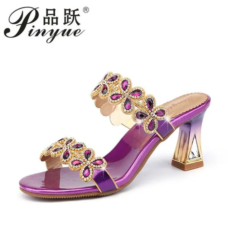 

Сандалии женские на среднем каблуке, босоножки с квадратным каблуком, модные тапочки с кристаллами, Размеры 33-41, лето