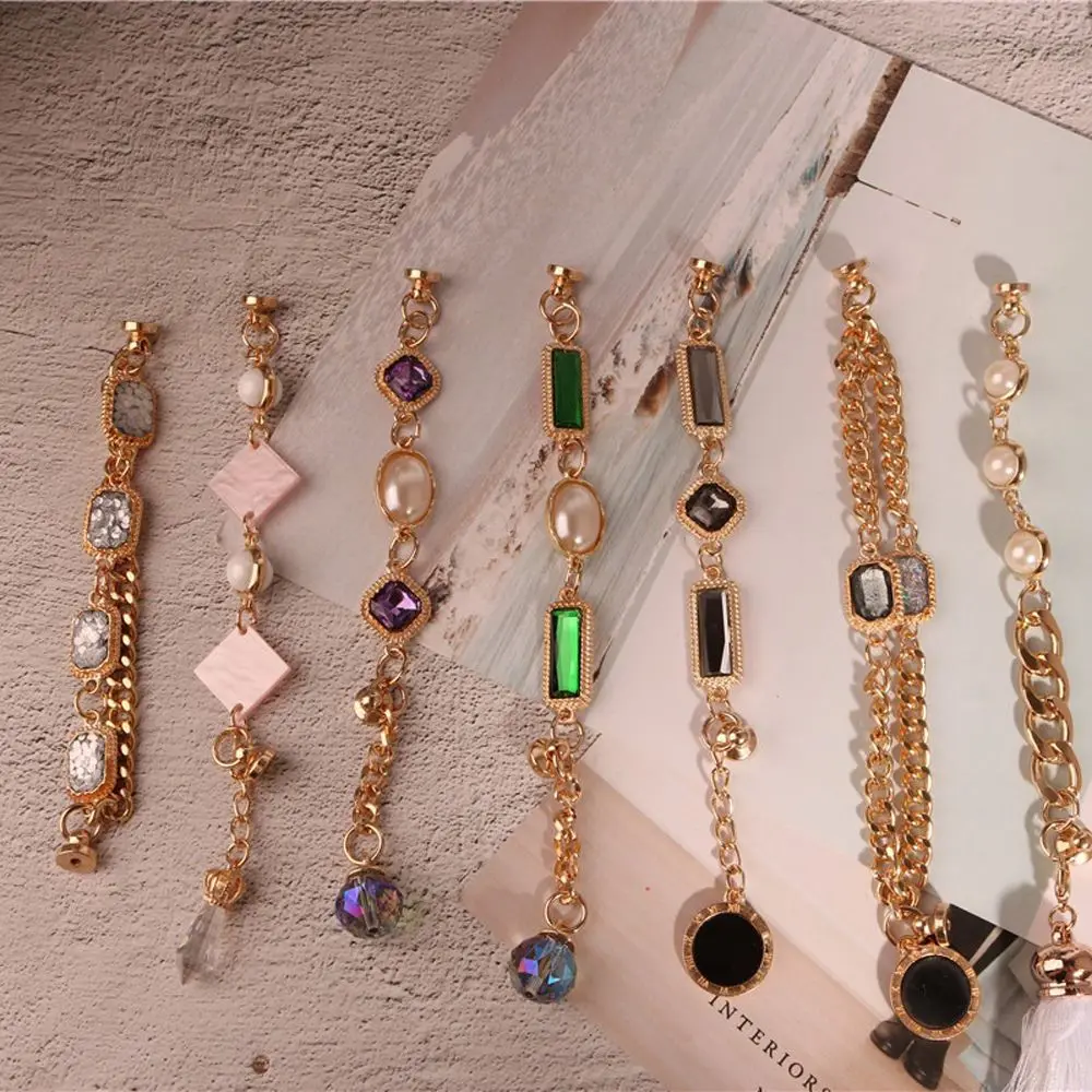 

2021 Retro Mobile Strap Phone Charm Gemstone Pearl Metal Chain Bracelet Case Hanging Cord Jewelry Women Anti-Lost Lanyard Gift