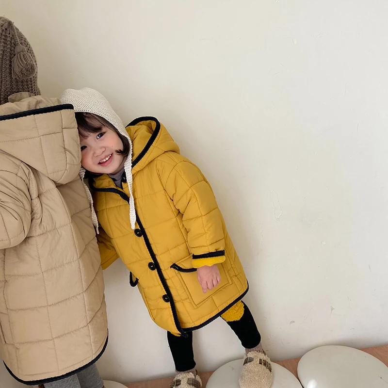 Лидер продаж для маленьких мальчиков и Зимнее пальто девочек стеганая хлопковая