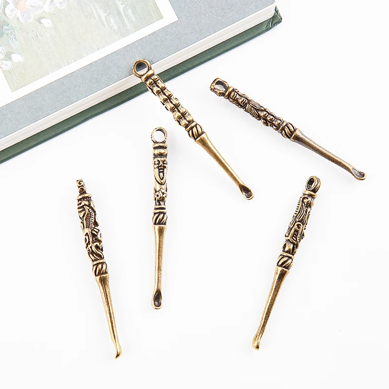 

1PCS Portable Ear Spoons Retro Brass Ear Cleaning Tool Curette Keychain Pendants