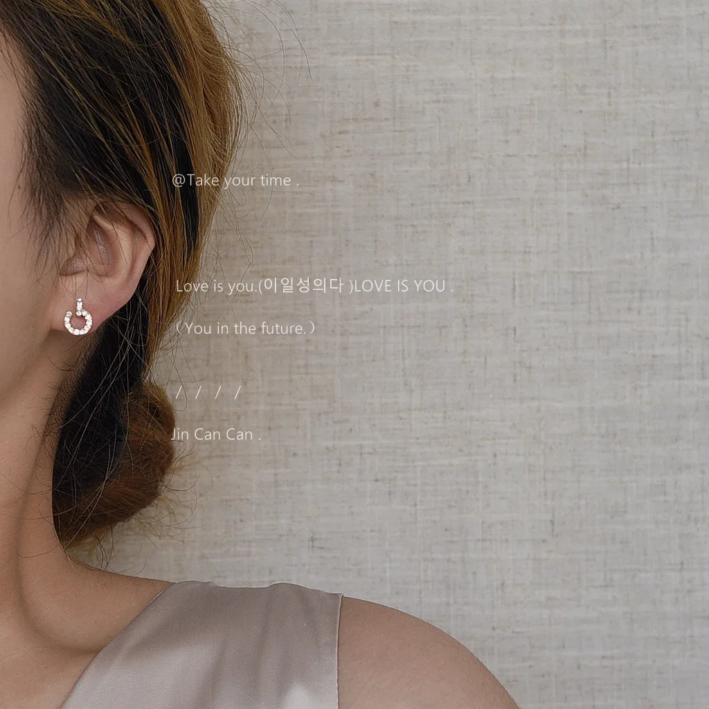 

Rhinestone 925 Silver Needle with 14K Gold Plated Small Earrings Aesthetic Accessories Gifts for Women Jewelry for Women