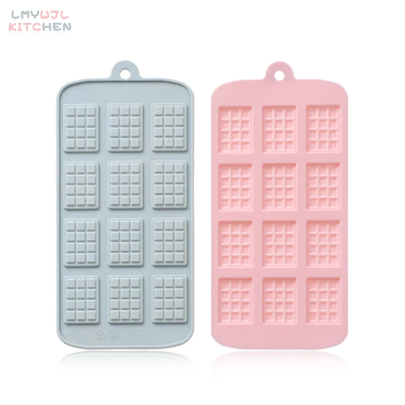 

12 Hole Square Lattice Chocolate Chip Silicone Mold Food Grade Silicone Non-stick Candy Waffle Mold DIY Baking Cake Accessories