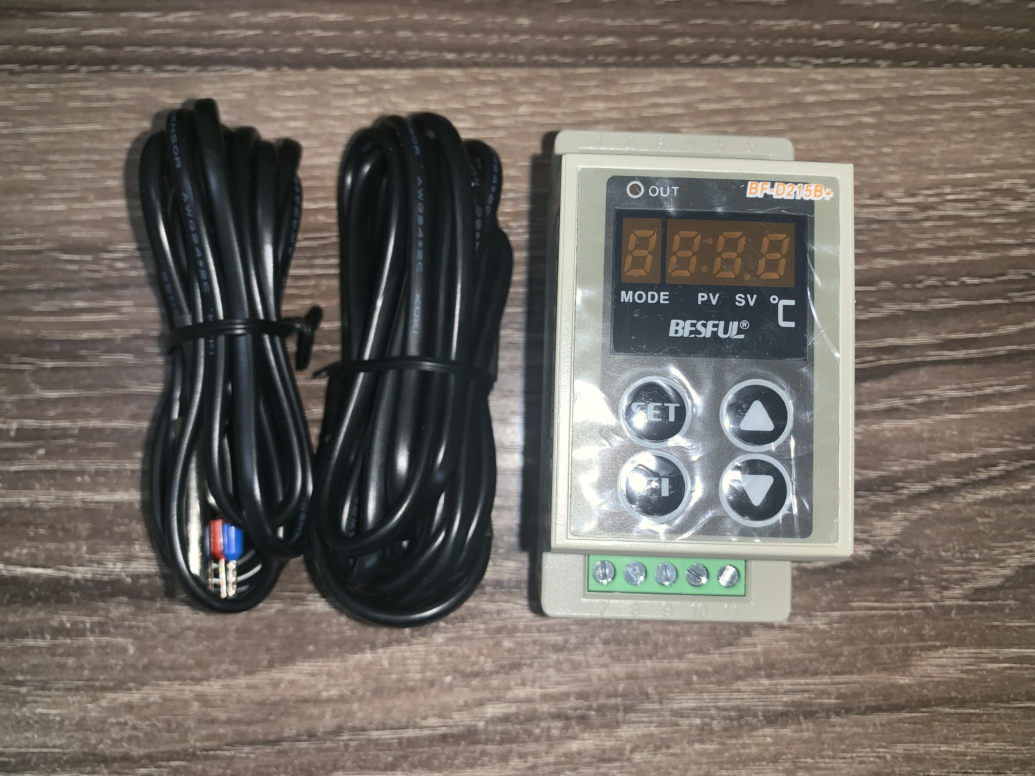 Bessinal de Diferença de Temperatura Mais Diferença entre o Instrumento de Diferença de Temperatura Rail Controladores bf D215b Mais Solar Instrumentos de temperatura