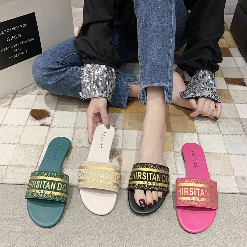 

One-Word Sandals And Slippers Women's Outdoor Slippers Summer 2021 New Fashion Flat-Bottom All-Match Women's Slippers