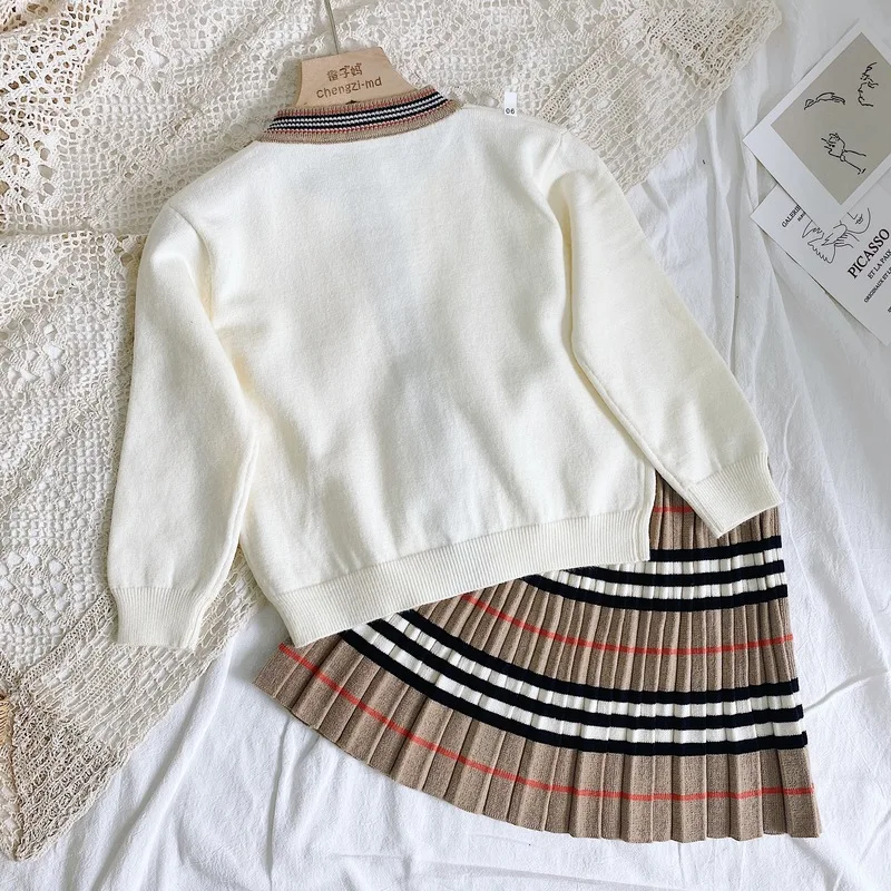 Осенне-зимние комплекты одежды для маленьких девочек 2 шт. кардиганы + юбки в