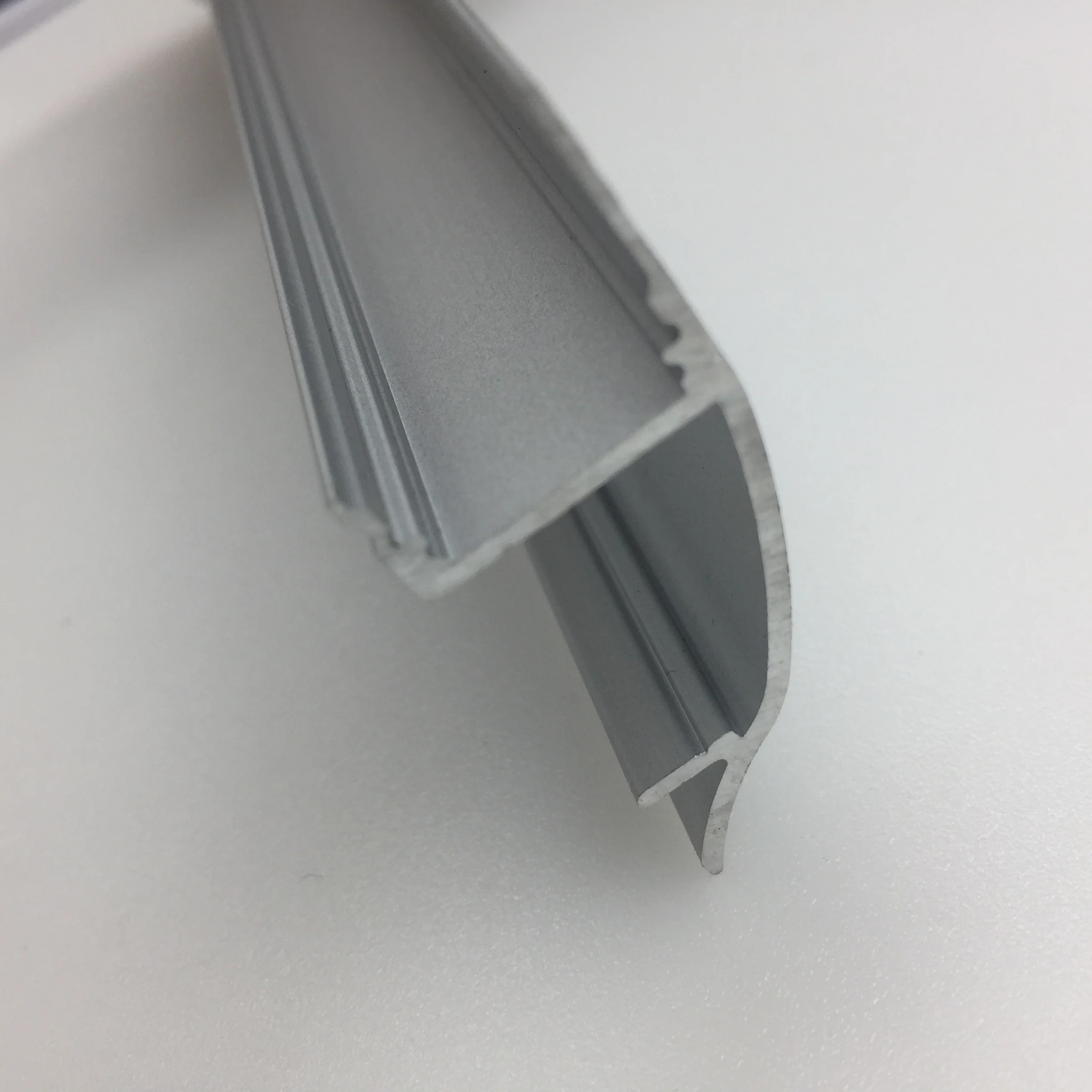 Светодиодный алюминиевый профиль длиной 12 1 м номер изделия настенный для