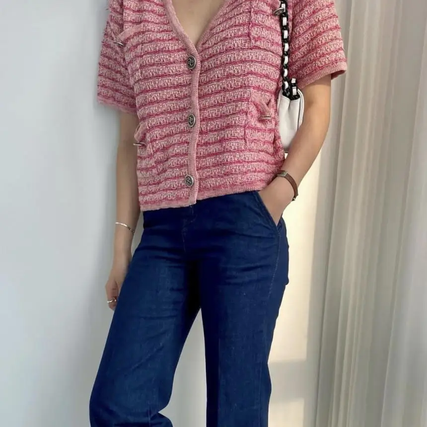 

Korean Chic French retro V-neck loose contrast STRIPE TOP chic button pocket short sleeve t-shirt female