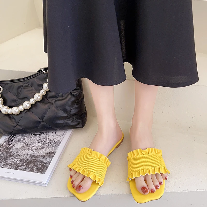 

Flat Shoes Female Low Lady Slippers Casual Slides Summer Clogs Woman Girl Luxury Beach Rome Fabric PU Rubber Shoes Slippers Casu
