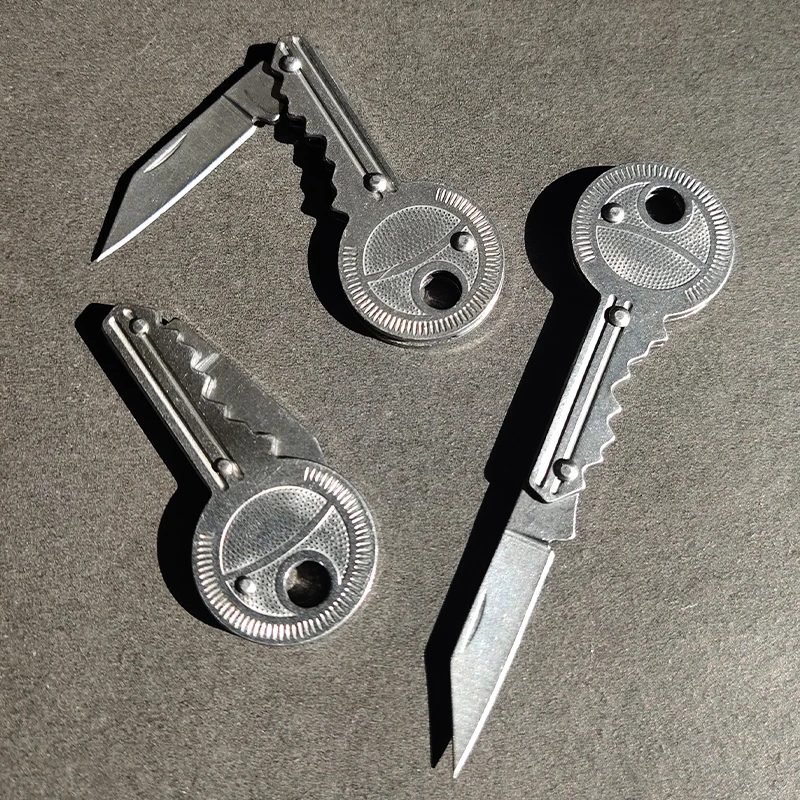 

Multifunctional Mini Keyring Folding Little Knifes Outdoor Open Blade Camp Life Peeler Fruit Knifes EDC Tactical The Key Knifes