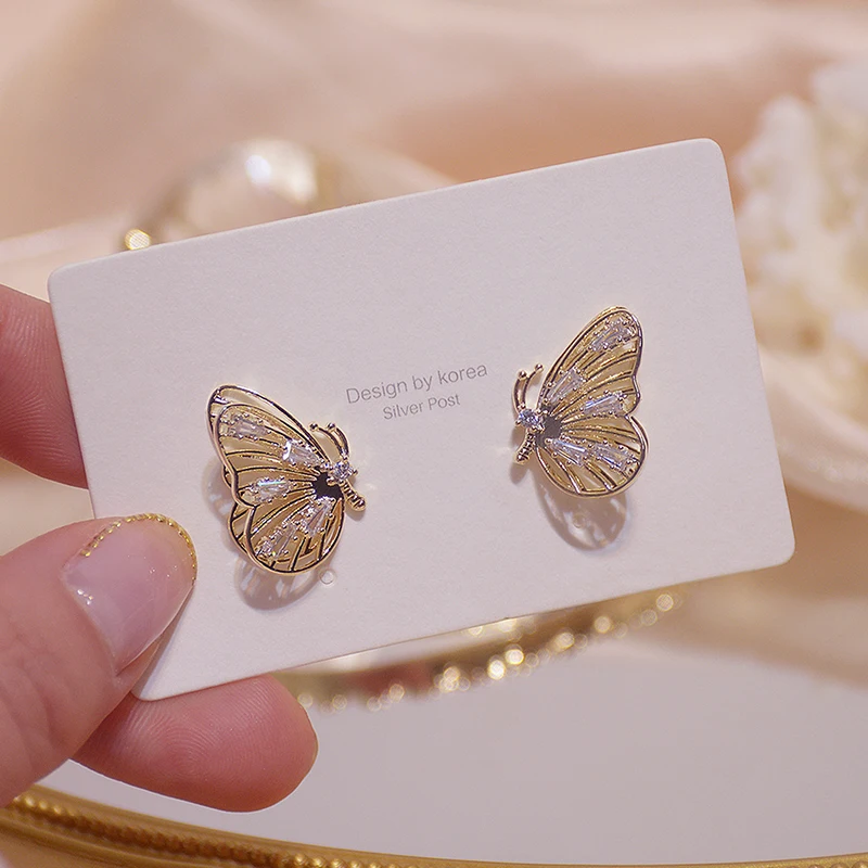 

14k Real Gold Luxury Hollow Butterfly Women Earring Bling Crystal Zircon Dazzling Stud Earring Wedding Engagement Jewelry Gift