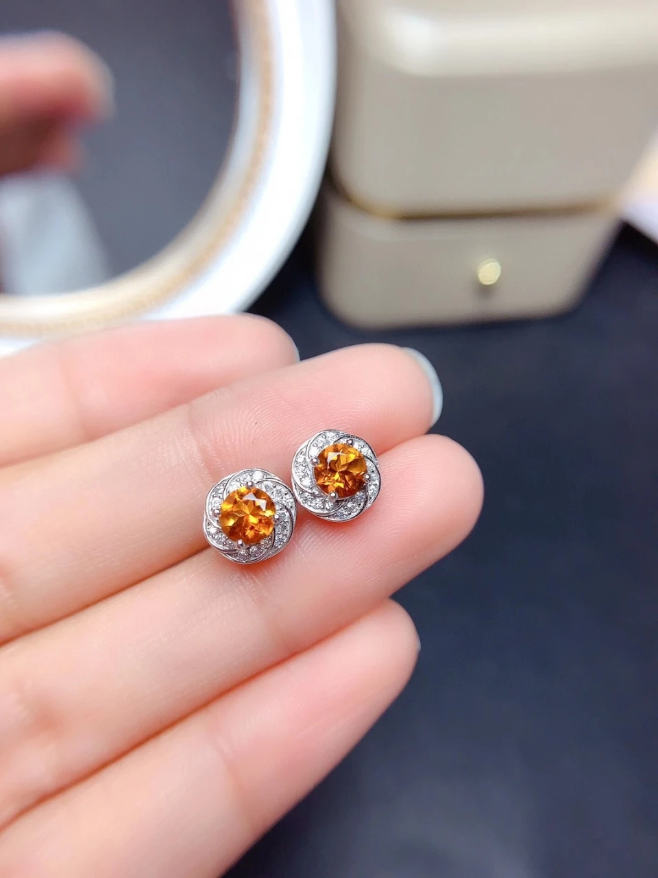 2021 Newest Style Natural Citrine Stud Earrings For Women 