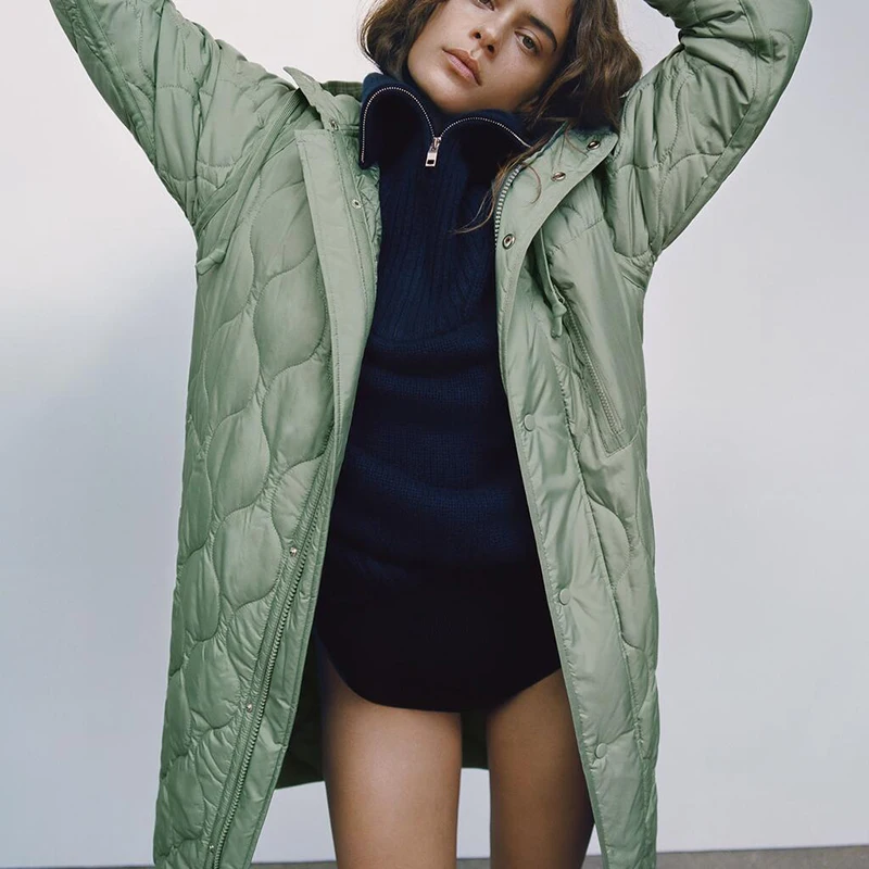 Парка женская с длинным рукавом и капюшоном однотонная теплая зимняя 2021 | Женская