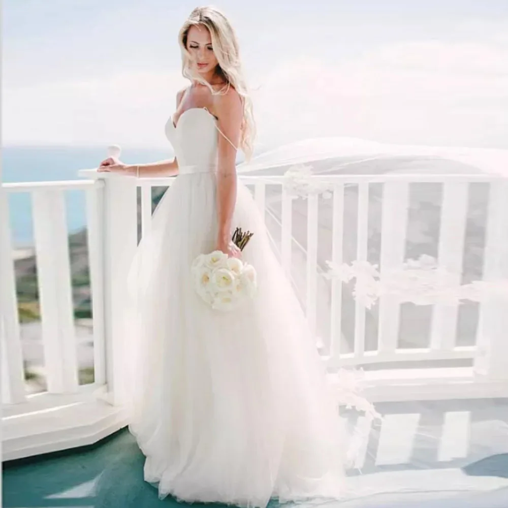 

Romantic White Tulle Wedding Dresses Spaghetti Straps Sweetheart Neck Appliques Formal Bridal Gown Vestido De Noiva