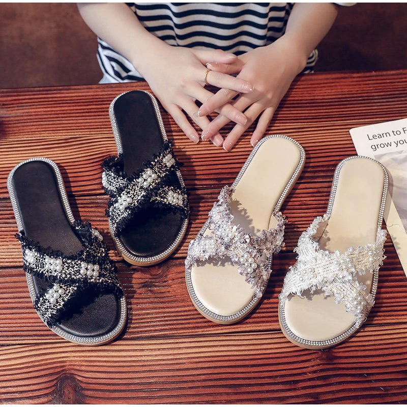 

Pearls Women Slippers Cross Fashion Outside Ladies Flat Slides Casual Rhinestones Sandals Summer Female Shoes 2021 Plus Size New