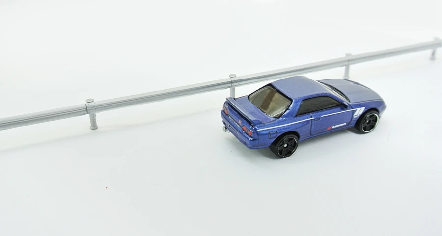 

1:64 Handmade Highway Anti-collision Guardrail Simulation Car Model Scene