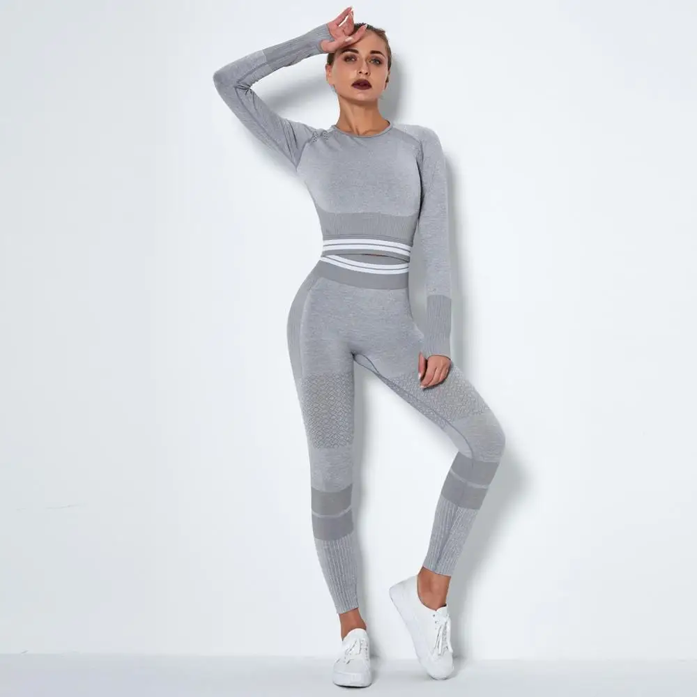 

2 pcs/set Seamless Women Sport Suit Gym Workout Clothes Long Sleeve Fitness Crop Top And Scrunch Butt Leggings Yoga Set
