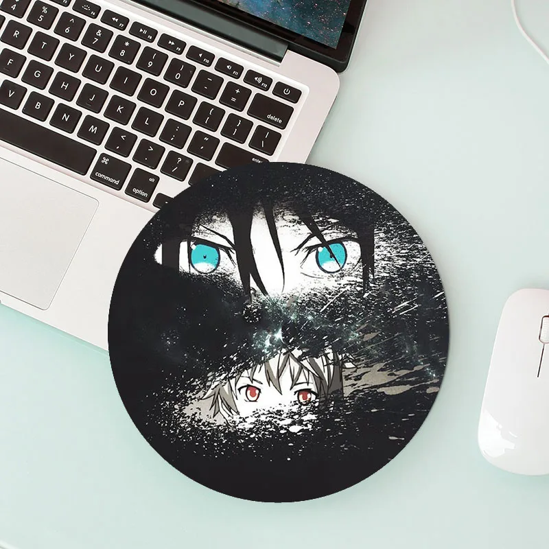 

Small Round Mouse Pad With Cartoon Pattern of Noragami PC Gamer Cabinet Keyboard Gaming Accessories Anime Mousepad Xxl Diy Mice