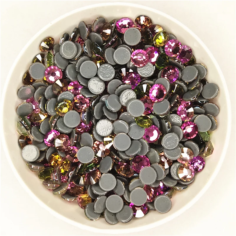 Стразы высшего качества из розового золота с горячей фиксацией суперблестящие